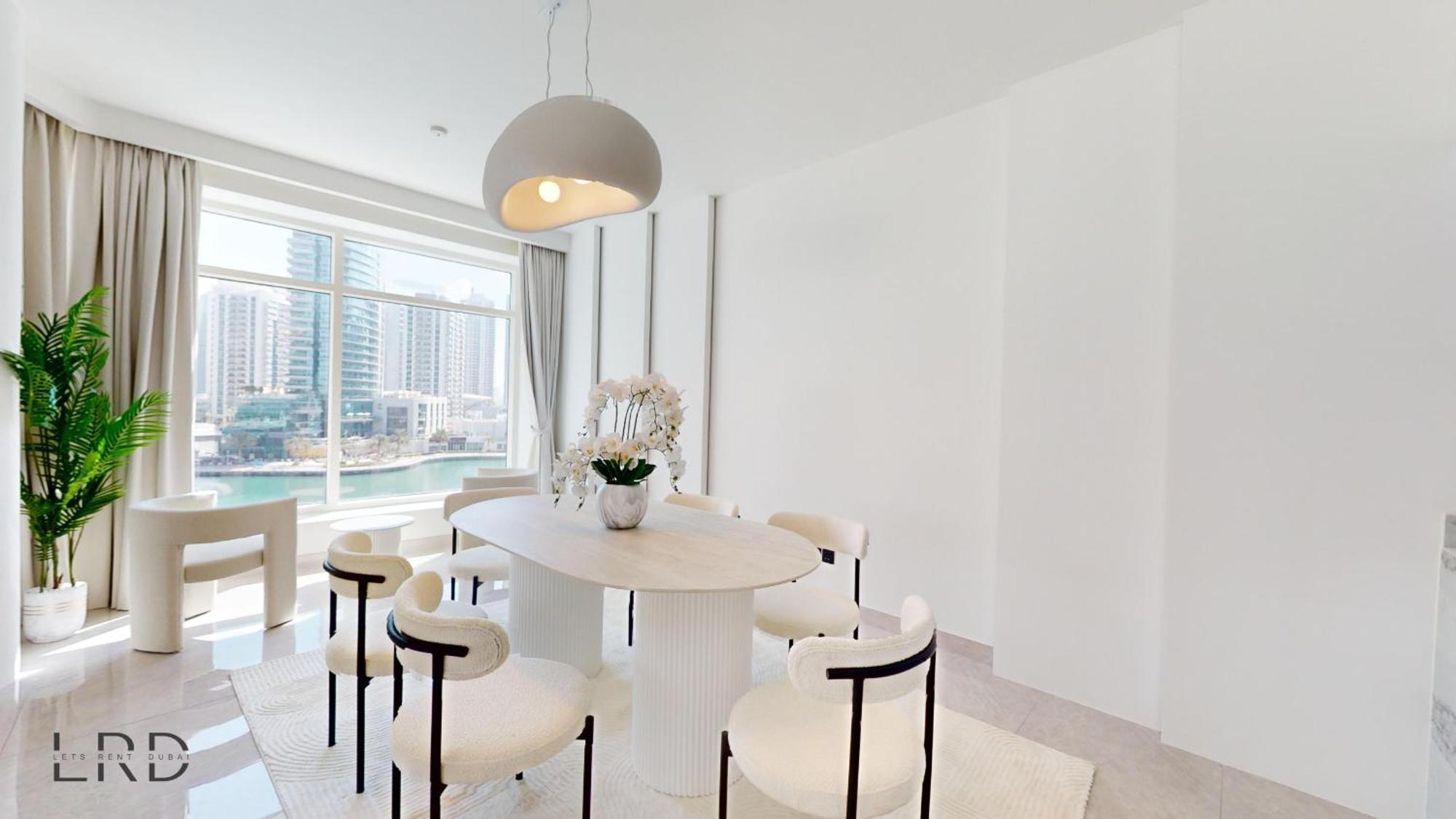 Apartment Luxurious With Marina Views